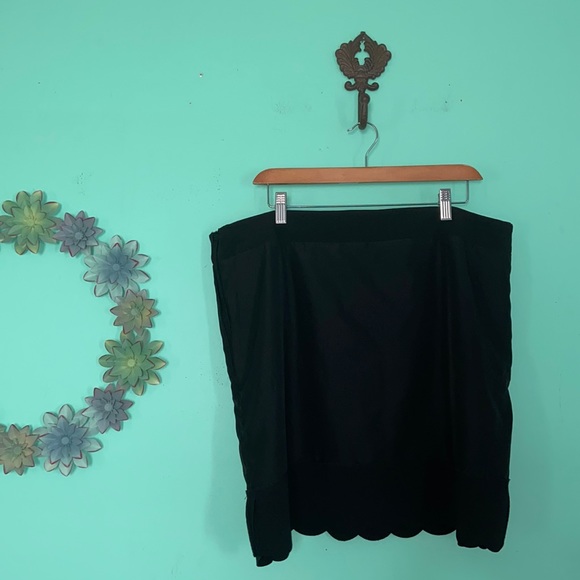 Loft-Skirt with 3 layers of scalloped edge - Picture 4 of 11